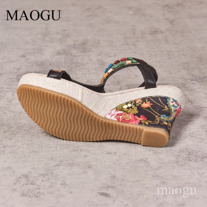 Boho Beaded Floral Wedge Sanda - огляд і ціна The Ethnic Fashion
