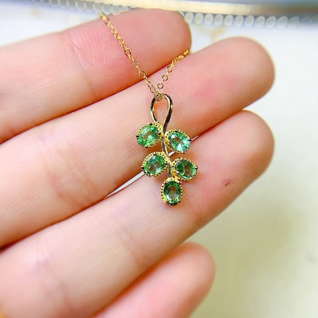 Opulent Genuine Emerald S925 S - огляд і ціна Ethnic Fashion Designers