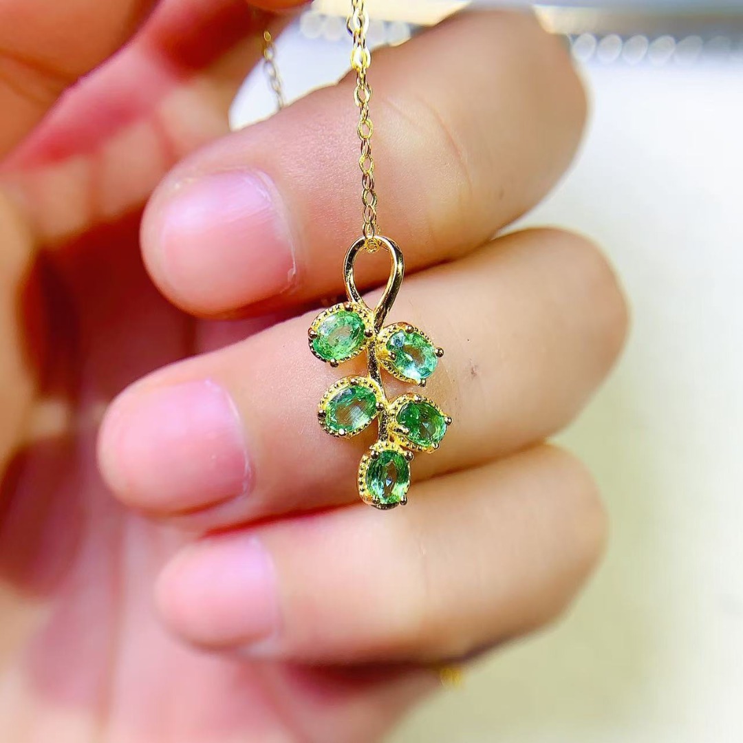 Opulent Genuine Emerald S925 S - огляд і ціна Ethnic Fashion Designers